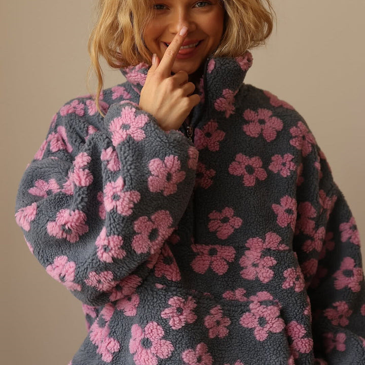 EMILIA | Polarowy sweter z kwiatowym wzorem