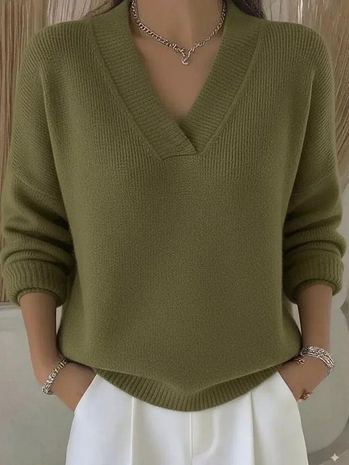 Wioleta | Sweter z Dekoltem V